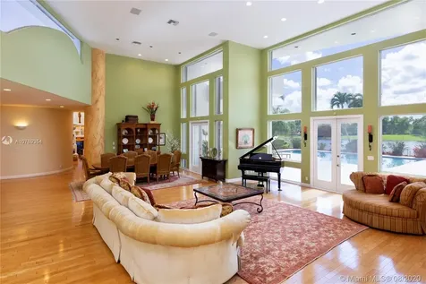 2895 Luckie Road Weston FL 33331