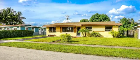 5451 NW 178th Terrace Miami Gardens FL 33055