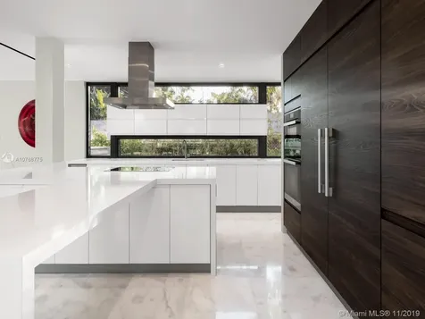 2255 S Miami Avenue Miami FL 33129