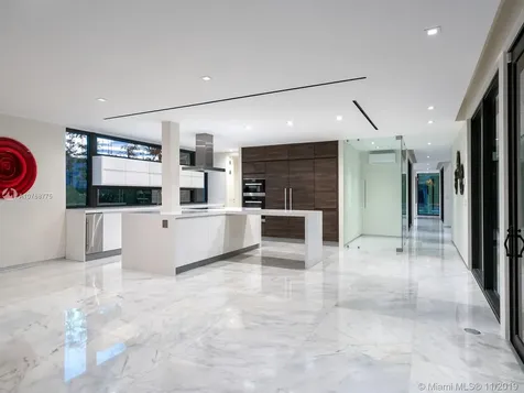 2255 S Miami Avenue Miami FL 33129