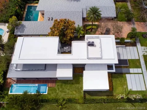 2255 S Miami Avenue Miami FL 33129