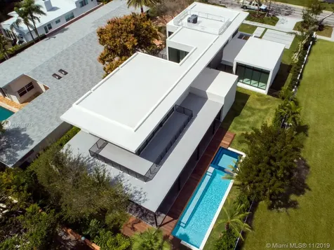 2255 S Miami Avenue Miami FL 33129
