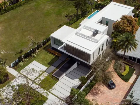 2255 S Miami Avenue Miami FL 33129