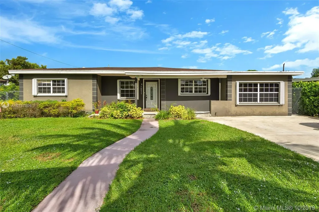 14911 Garden Drive Miami FL 33168