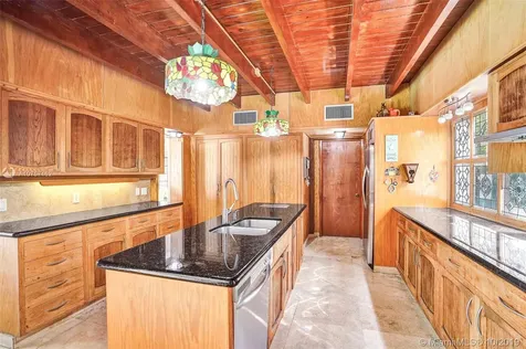 18940 NE 22nd Avenue Miami FL 33180