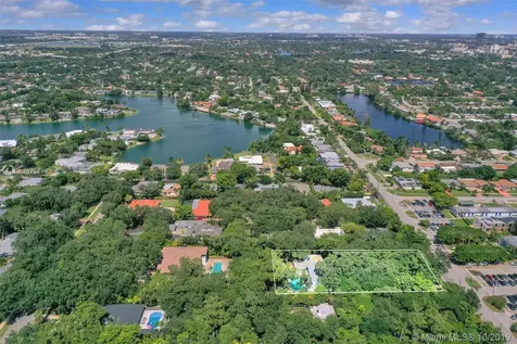18940 NE 22nd Avenue Miami FL 33180