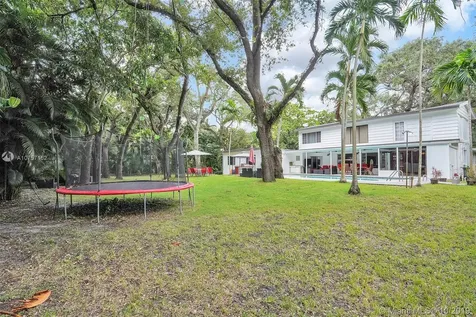 18940 NE 22nd Avenue Miami FL 33180