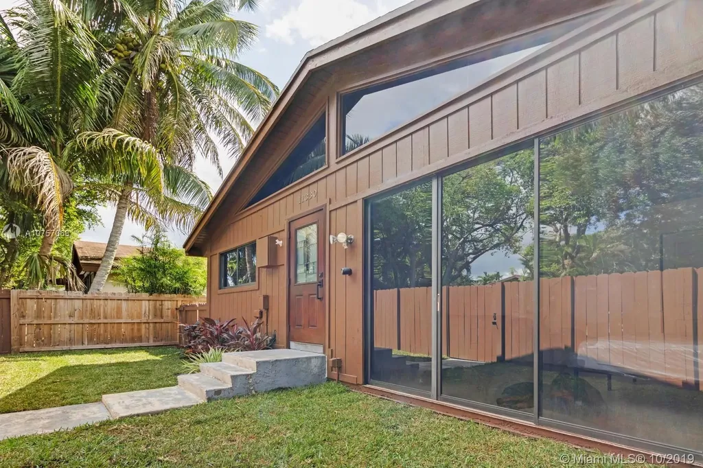 11330 SW 114th Lane Circle Miami FL 33176
