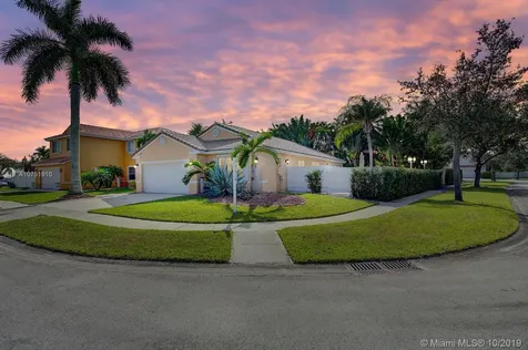 308 SW 192nd Avenue Pembroke Pines FL 33029