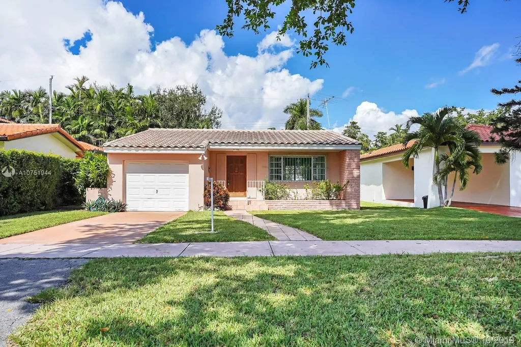 1225 La Mancha Avenue Coral Gables FL 33134