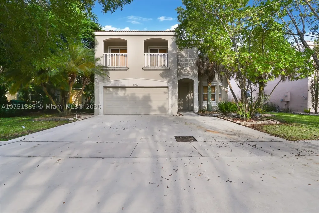 4923 SW 163rd Avenue Miramar FL 33027