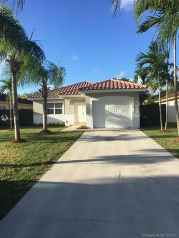 832 SW 7th Street Florida City FL 33034