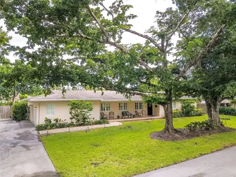 9405 SW 92nd Street Miami FL 33176