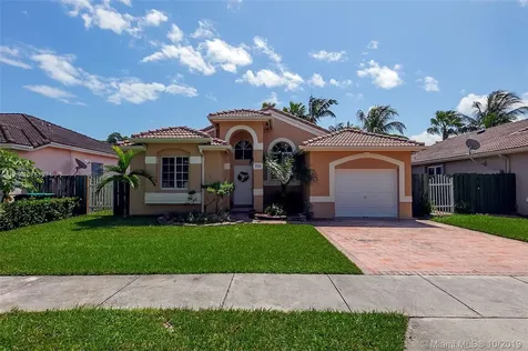 9426 SW 182nd Terrace Palmetto Bay FL 33157