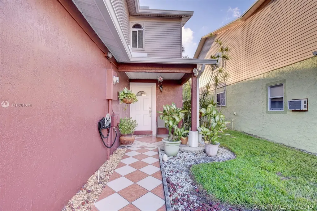 2107 NW 55th Terrace Lauderhill FL 33313