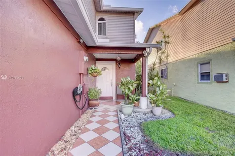 2107 NW 55th Terrace Lauderhill FL 33313