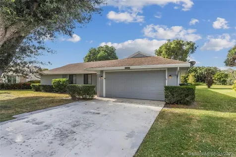 11664 Laurel Valley Circle Wellington FL 33414