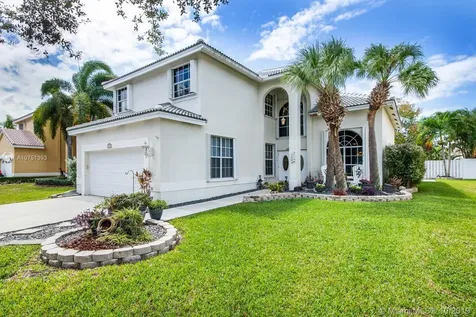 1172 NW 184th Terrace Pembroke Pines FL 33029