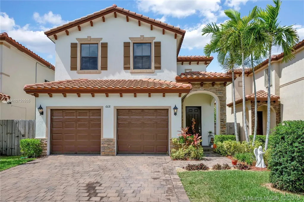 668 SE 35th Avenue Homestead FL 33033