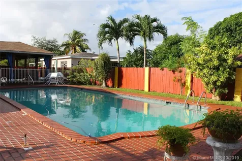 649 E 31st Street Hialeah FL 33013