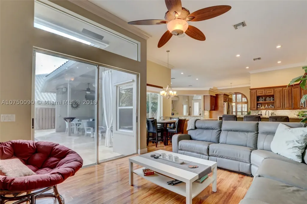 11063 NW 18th Place Plantation FL 33322