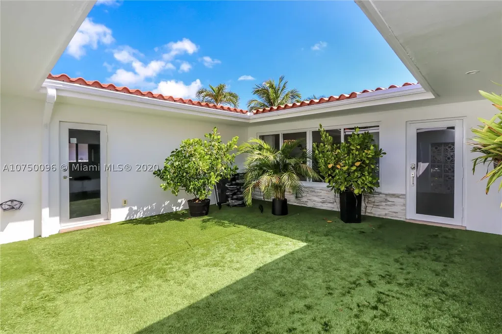 13005 Arch Creek Terrace North Miami FL 33181