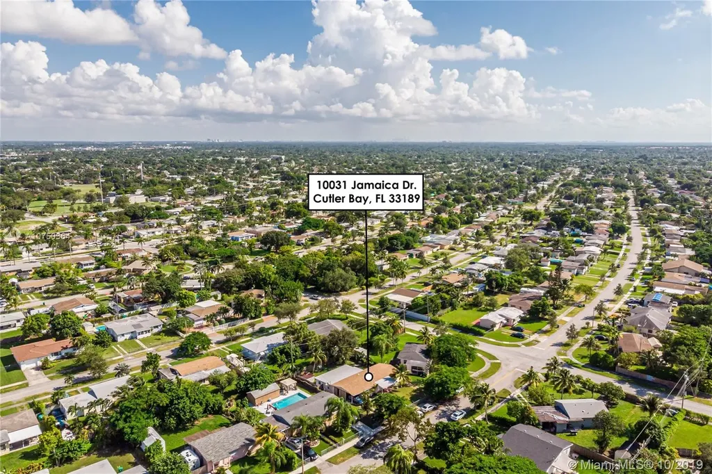 10031 Jamaica Drive Cutler Bay FL 33189