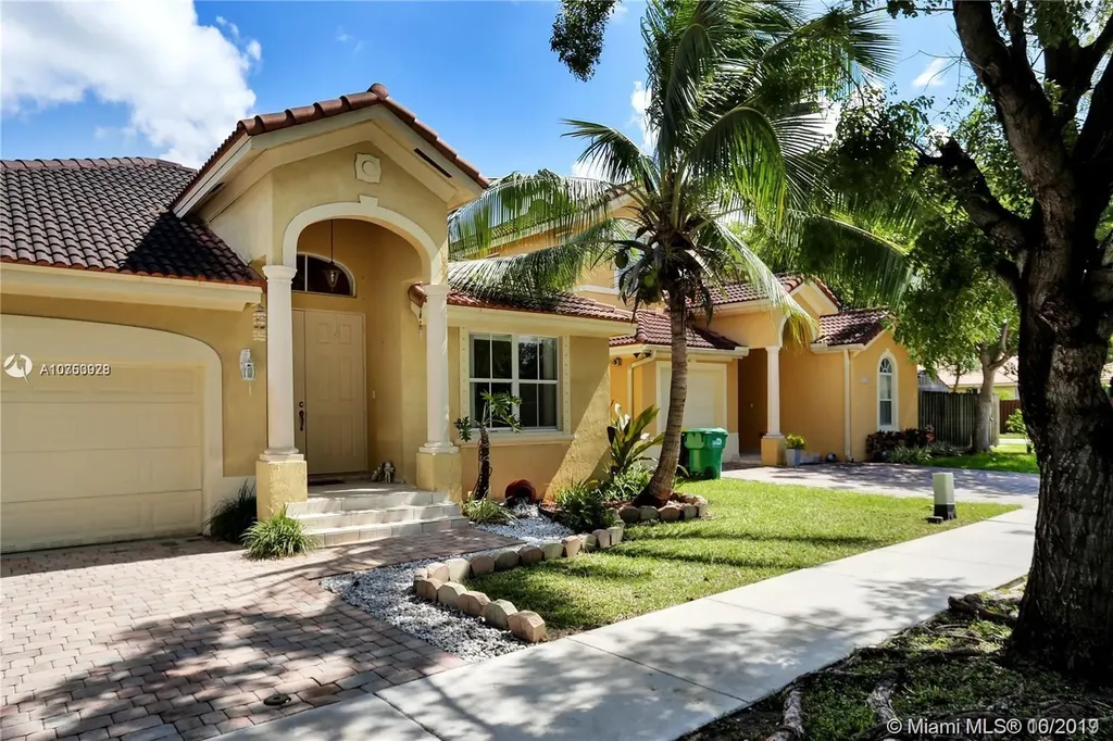 16414 SW 79th Lane Miami FL 33193