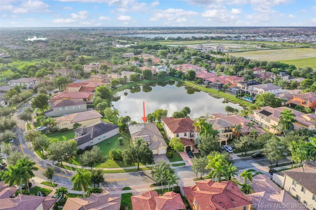 8225 NW 105th Lane Parkland FL 33076