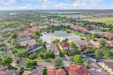 8225 NW 105th Lane Parkland FL 33076