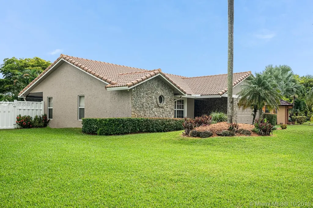 2515 NW 88th Terrace Coral Springs FL 33065