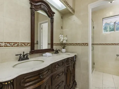 12 S Prospect Drive Coral Gables FL 33133