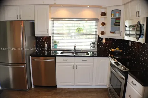 8810 NW 13th Street Pembroke Pines FL 33024