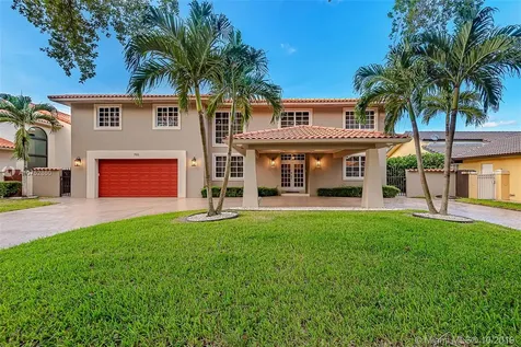 7911 NW 169th Terrace Miami Lakes FL 33016