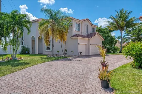 2202 NE 41st Avenue Homestead FL 33033