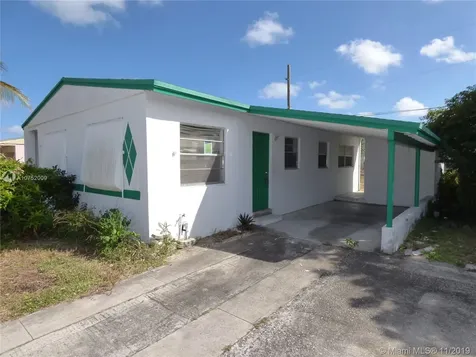1125 W 26th Court Riviera Beach FL 33404