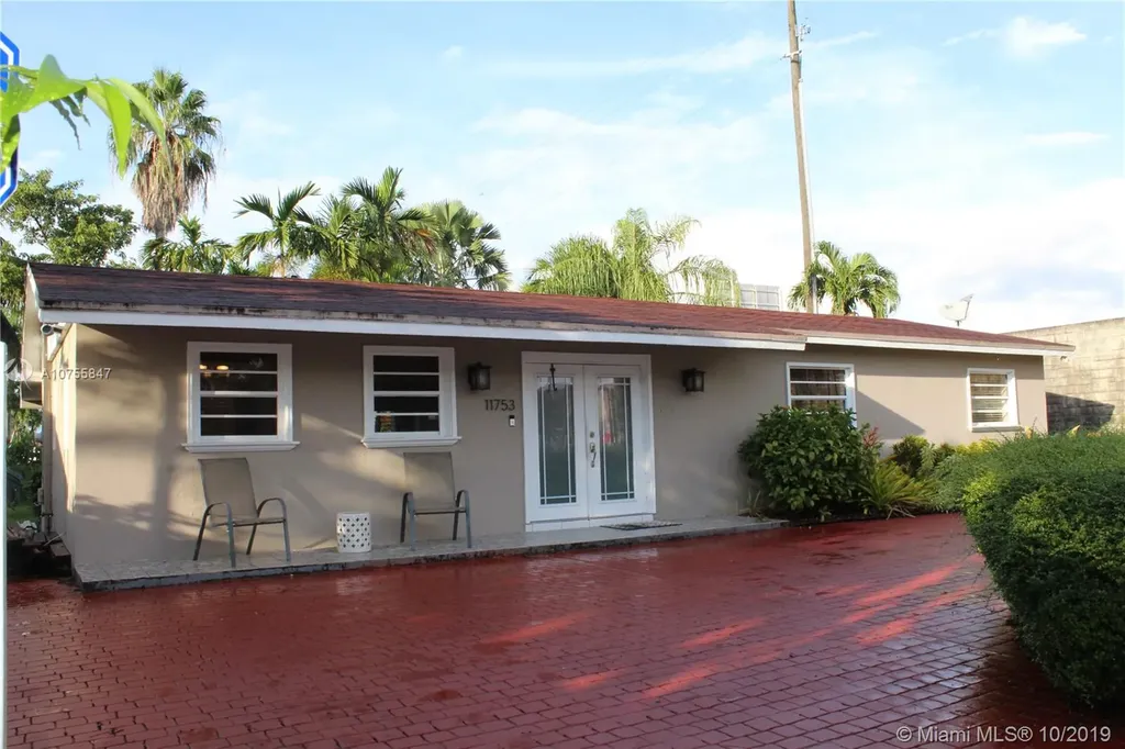 11753 SW 34th Street Miami FL 33175