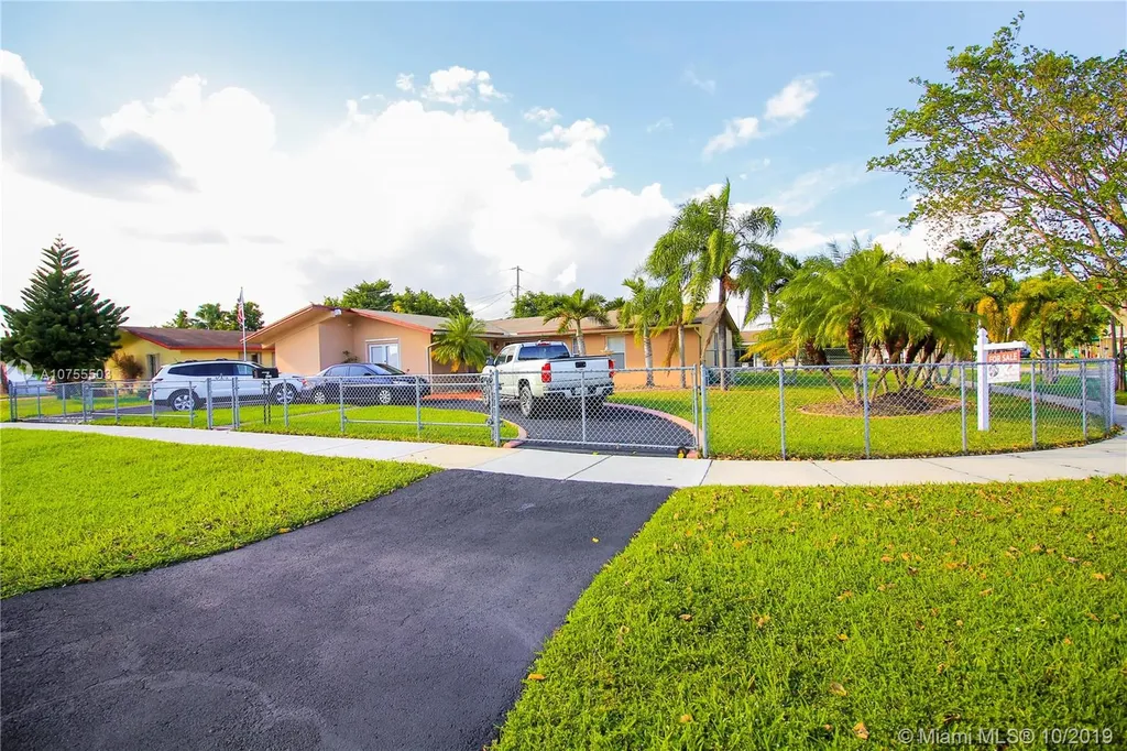 10301 SW 200th Street Cutler Bay FL 33157