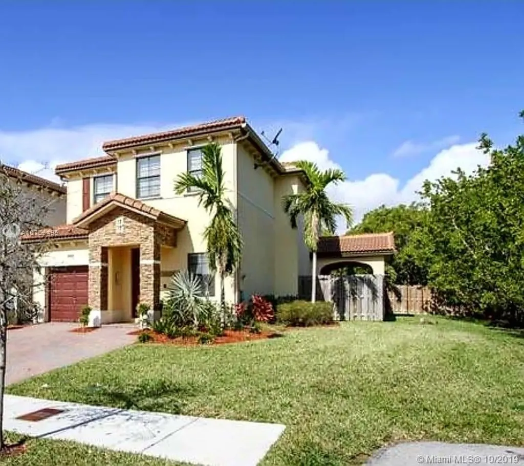 8867 SW 227th Terrace Cutler Bay FL 33190