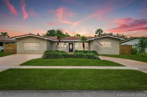 530 N Crescent Drive Hollywood FL 33021