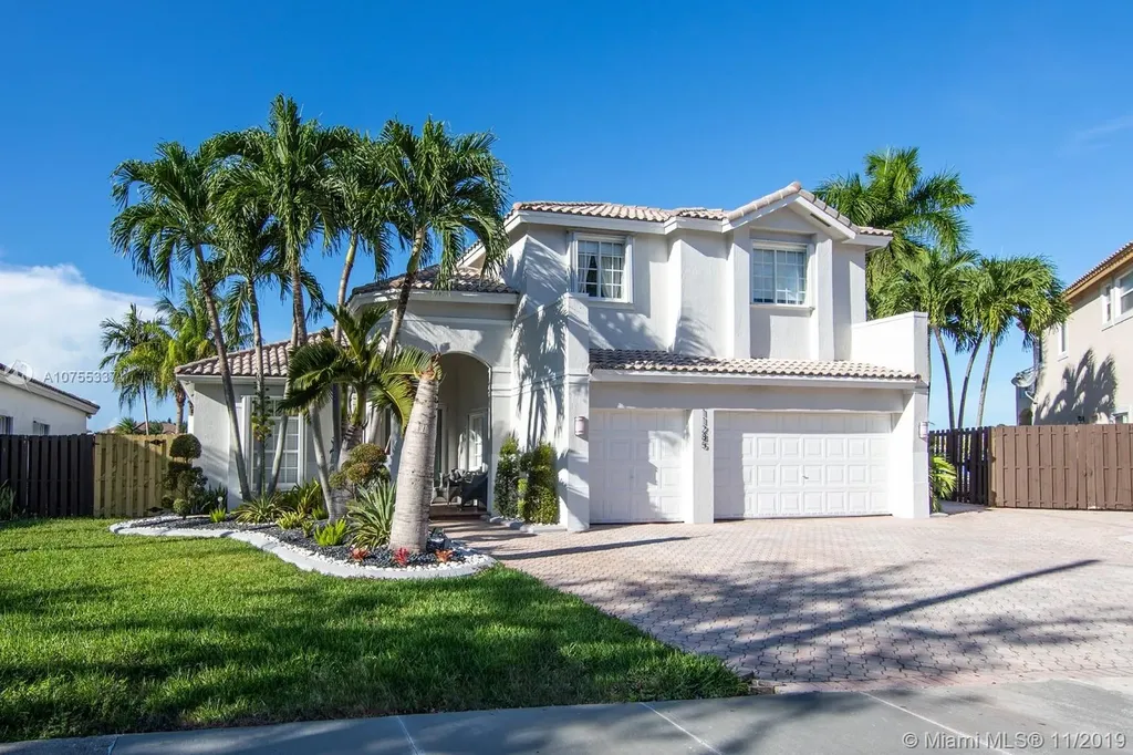11285 NW 66th Street Doral FL 33178