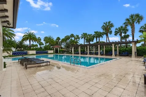 11343 SW 14th Street Pembroke Pines FL 33025