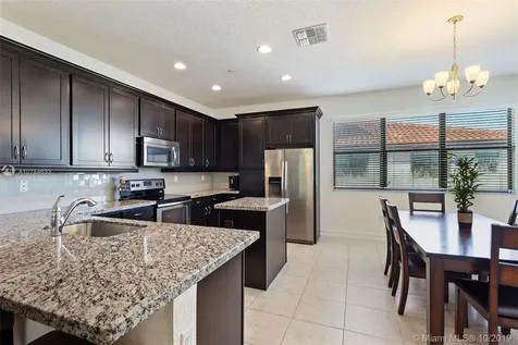 11343 SW 14th Street Pembroke Pines FL 33025