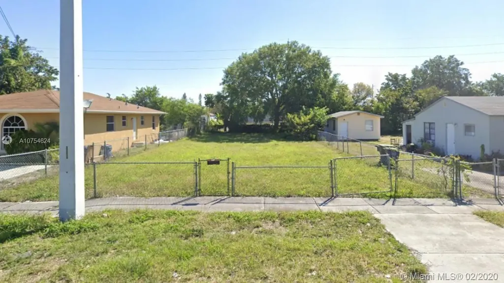 108 NW 1st Avenue Hallandale Beach FL 33009