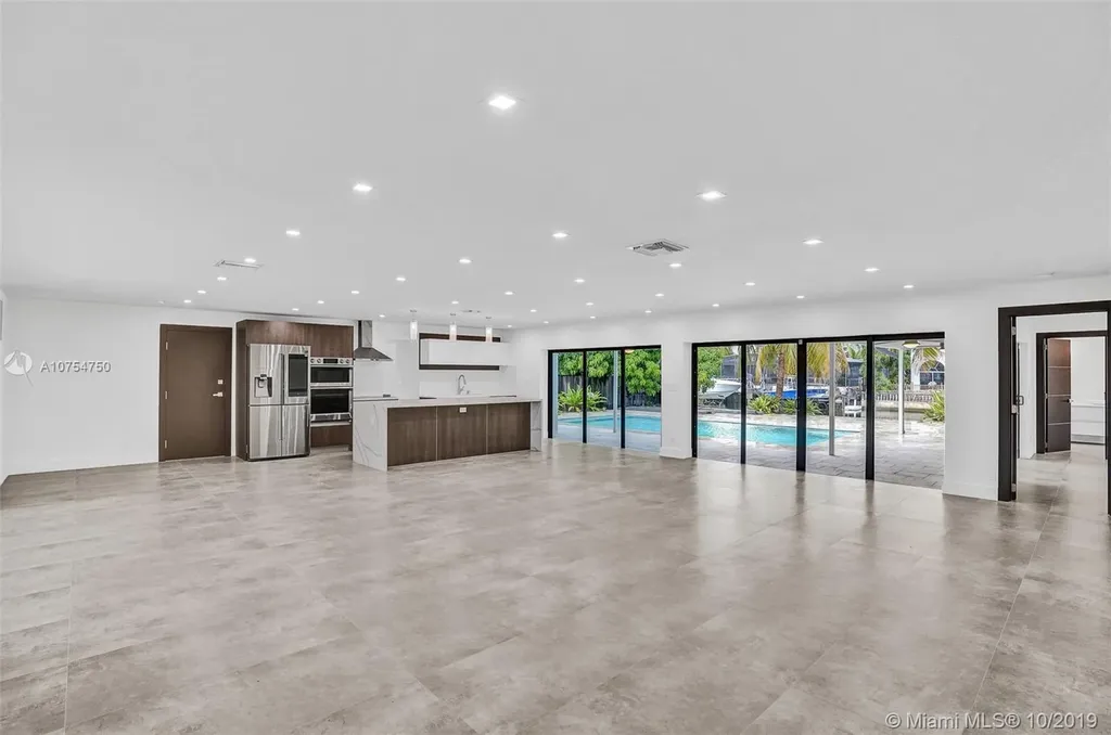 2305 Magnolia Drive North Miami FL 33181