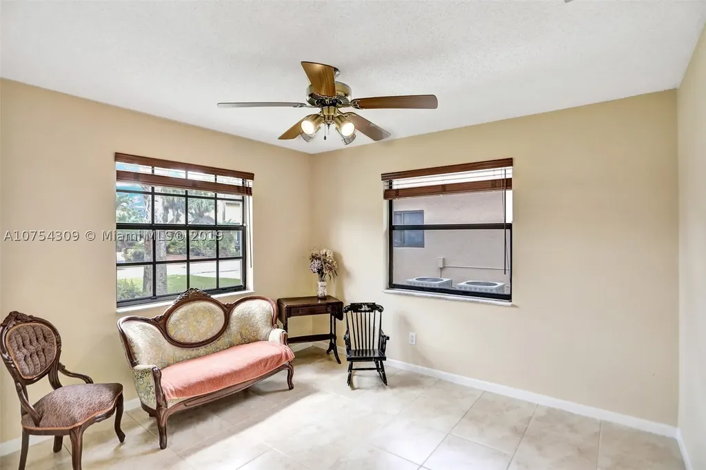 15111 Tetherclift Street Davie FL 33331