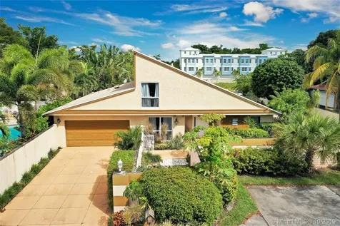 7771 NW 4th Street Plantation FL 33324