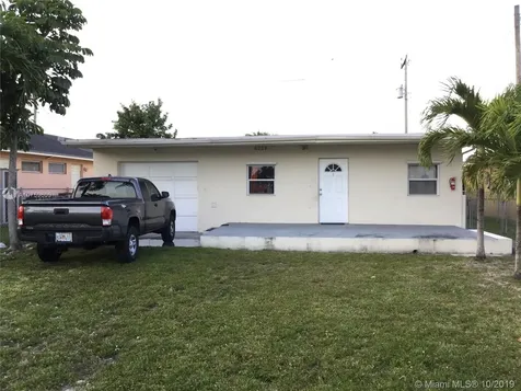6029 Pierce Street Hollywood FL 33024