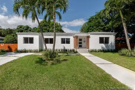 475 NE 89th Street El Portal FL 33138