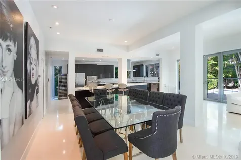 5625 N Bay Road Miami Beach FL 33140